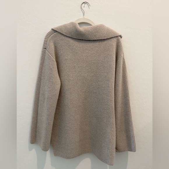 H&M Cozy Ribbed Knit Sweater Half Zip Side Slit Pullover NWOT - Picture 4 of 4